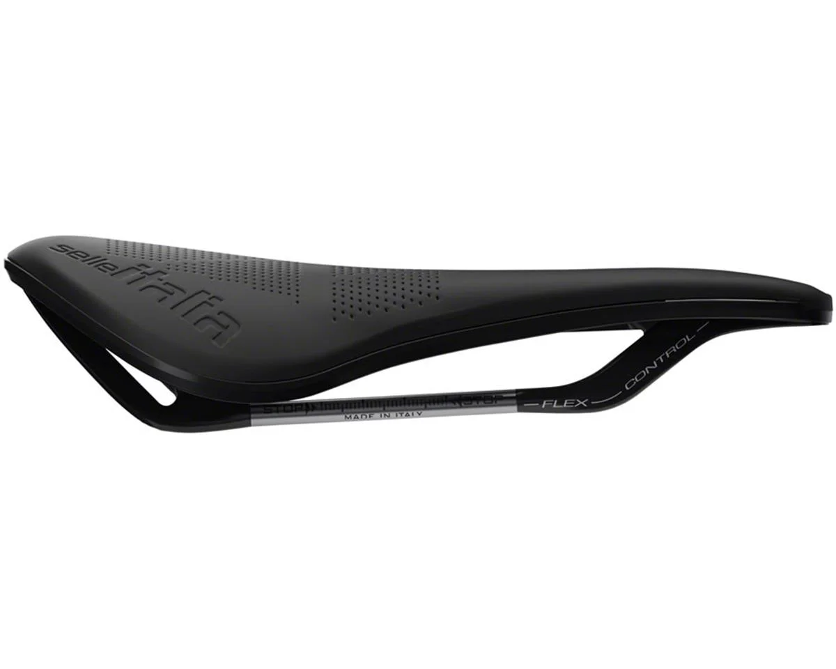 Selle Italia Novus Boost Evo Superflow Saddle (Black) (High Carbon Steel Rails) (L3) (145mm)